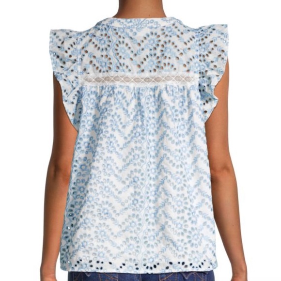 Floral Eyelet Embroidered Button-Up Blouse - Light Blue & White Sleeve - Picture 4 of 6